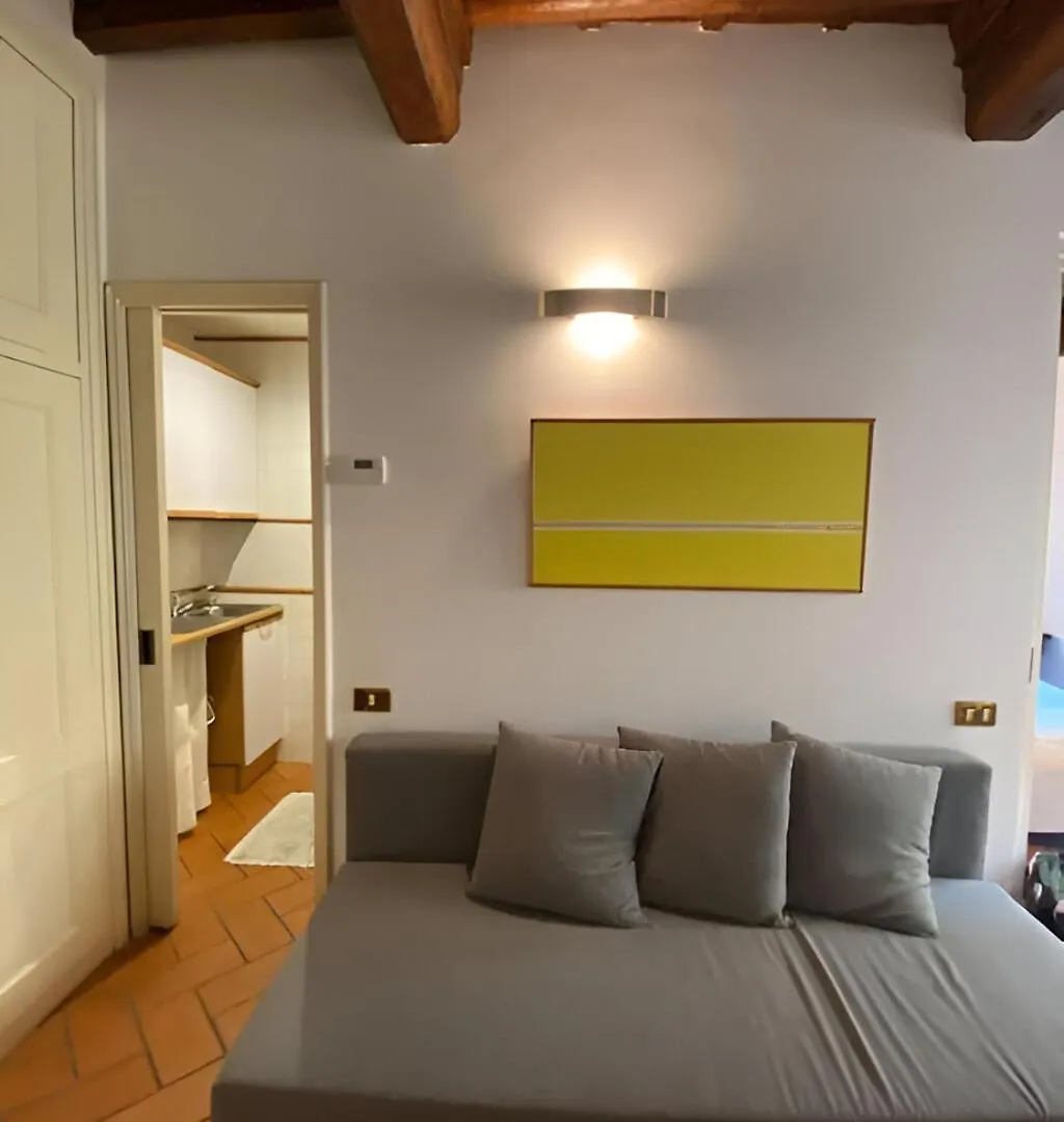 Trevi'S Fountain Buddyrent Apartment Rome