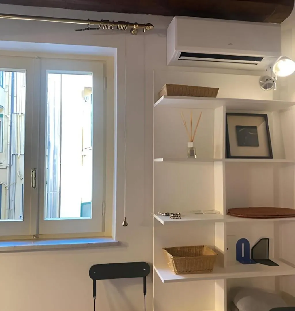 Trevi'S Fountain Buddyrent Apartment Rome Italy