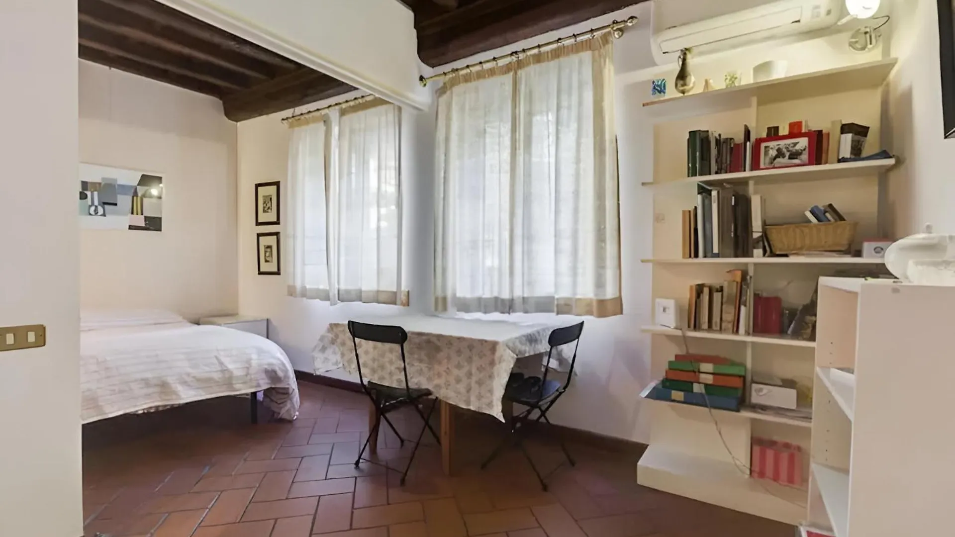 Trevi'S Fountain Buddyrent Apartment Rome
